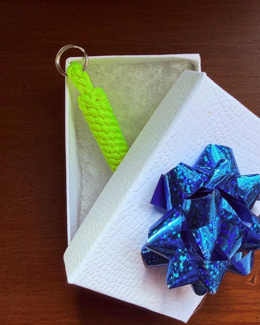 Mini Paracord Keychain, Compact Key Fob, Zipper Pull & Backpack Accessory